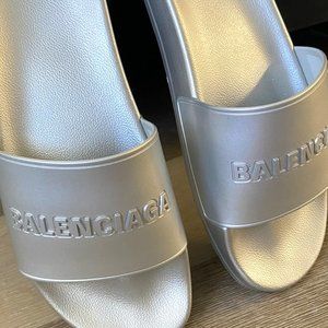 Balenciaga Pool logo rubber slides